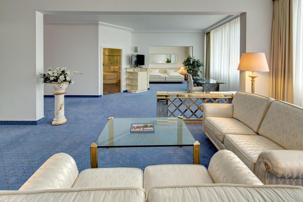Hotel La Strada Kassel Dış mekan fotoğraf